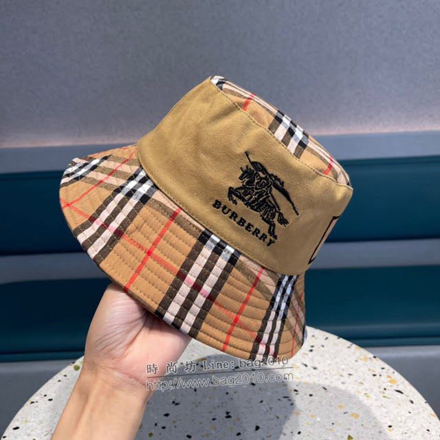 Burberry男女同款帽子 巴寶莉爆款格子經典漁夫帽遮陽帽  mm1272